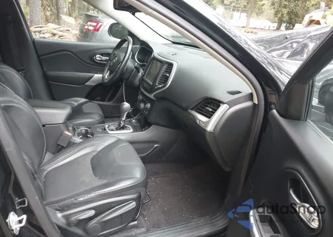 2018 Jeep Cherokee Latitude Plus 4X4 из США, поврежденный, VIN 1C4PJMLB0JD529586